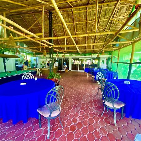Ogh Resort Hotel Angeles Bagian luar foto