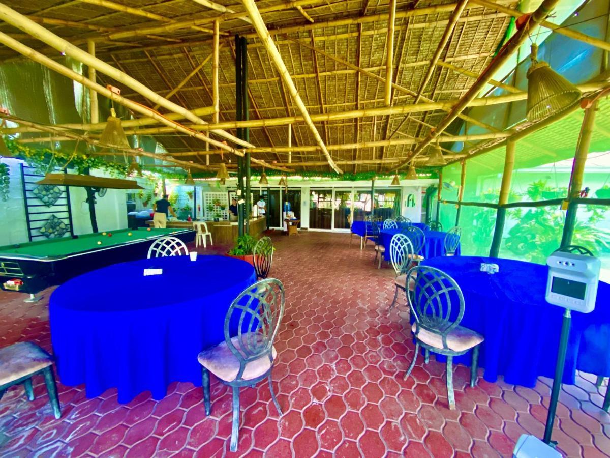 Ogh Resort Hotel Angeles Bagian luar foto