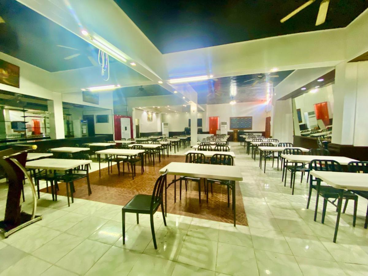 Ogh Resort Hotel Angeles Bagian luar foto